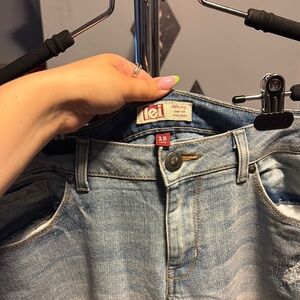 LEI Blue Ashley Bootcut Lowrise Jeans Classic Style